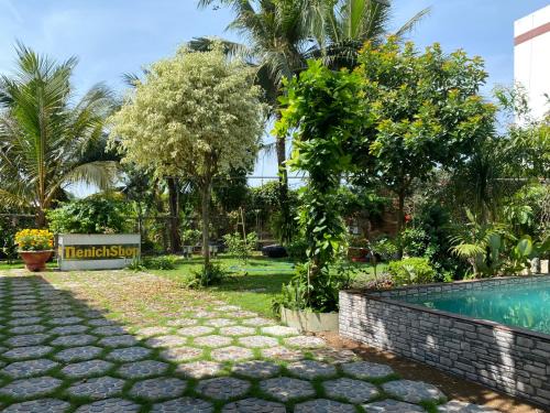 Chau Thanh Cabina | Phòng View sân vườn-hồ bơi