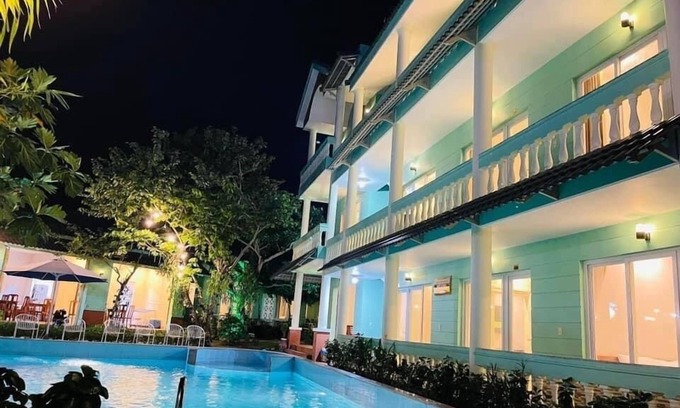 Cua Lap Hotel | Phú Long Bungalow