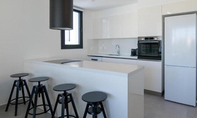 Aglantzia Apartamento | Phaedrus Living White Hills Suites Panoramic View