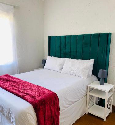 Evander Casa | Phana Quest house