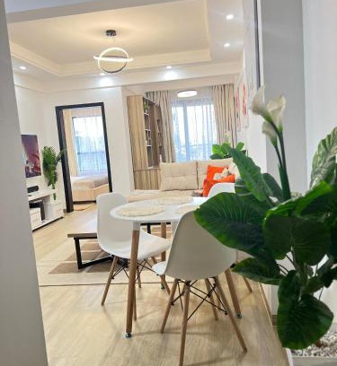 Thompson Estate Apartamento | Phares 1BR, Marina Bay Square, Sports Road, Westlands