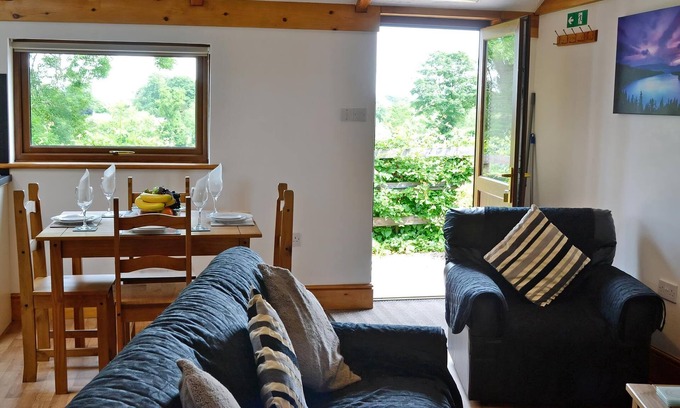 Welton Cabaña | Pheasant Cottage - UKC3428