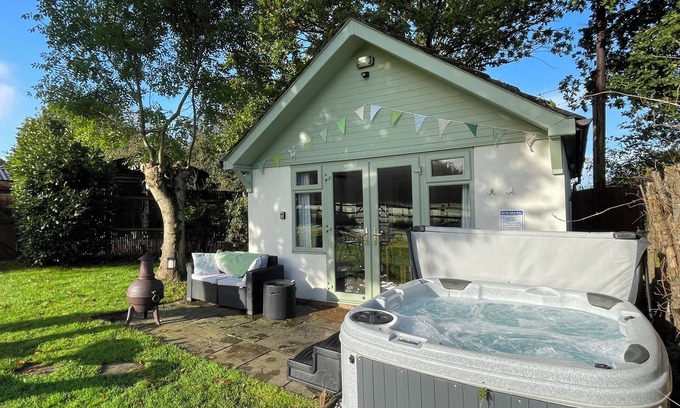 Wimborne Cabaña | Pheasant Lodge, MINSTER DE WIMBORNE
