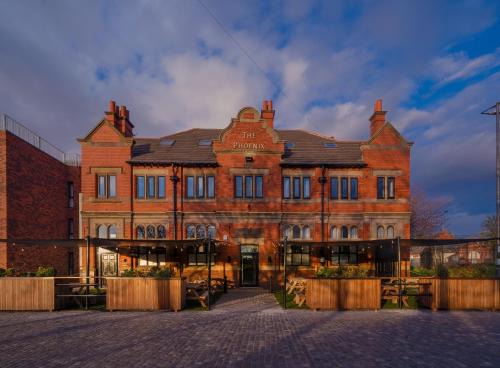 Kirkdale Hotel | Phoenix Hotel Liverpool