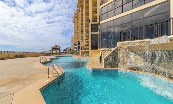 Orange Beach Casa | Phoenix II Beachfront Condos