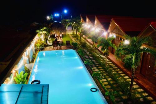 Son Trach Casa | Phong Nha Hillside View Bungalow