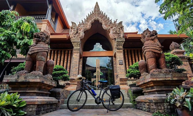 Old City Hotel | Phor Liang Meun Terracotta Arts