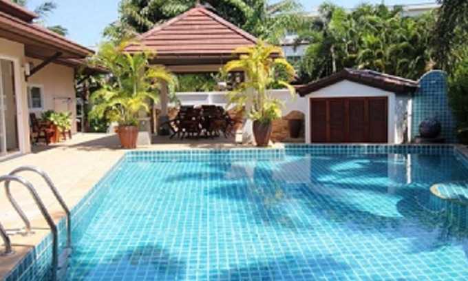 Kamala Villa | Phuket Villa de lujo con jardín y piscina