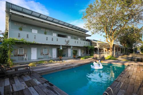 Wichit Complejo | Phuket Nonnita Boutique Resort - SHA Plus