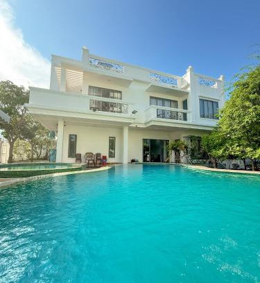 Nha Trang Casa | Phuong Linh Beach Villa