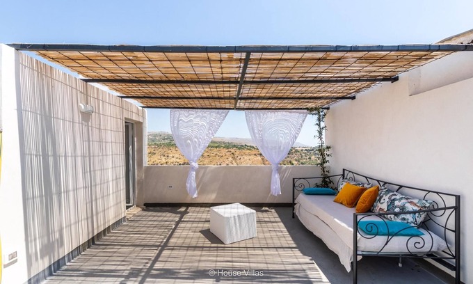 Noto Historic Centre Apartamento | Piano Alto House in Noto