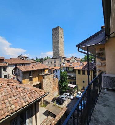 Citta Alta Casa | Piazza Vecchia Boutique Apartment