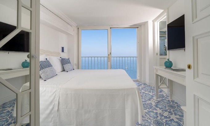 Capri Hotel | Piazzetta Diefenbach