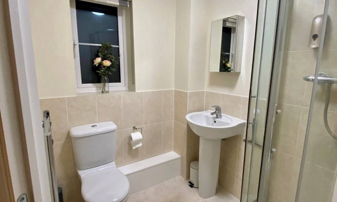 Andover Casa | PIcket House - Andover - 3 bedroom with garden in quiet area close to centre