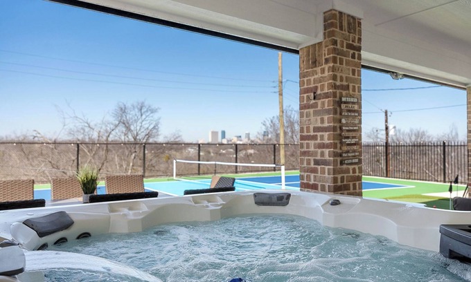 Fort Worth Casa | Pickleball HotTub MiniGolf with Downtown FW Views!