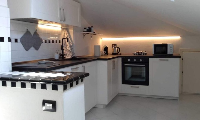 Querceta Apartamento | Pickwick House - Apartamento privado Federigi / FDM
