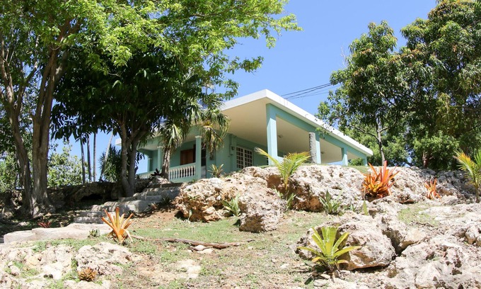 Quebradillas Casa | Las fotos no le hacen justicia una gran estancia para familias y amantes de la naturaleza ahora con a / c