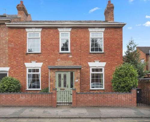 Pontrilas Apartamento | Picturesque Victorian Cottage