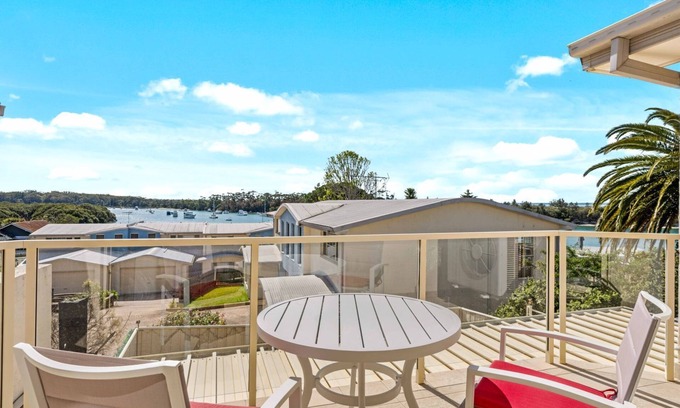 Huskisson Casa | Pier 8 by Experience Jervis Bay
