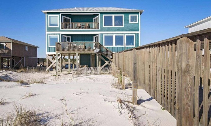 Fort Morgan Casa | 6 HAB, 6 baños ~ Frente al golfo ~ Capacidad 17 ~ Todos los azulejos ~ Muelle Serenidad Casa de playa