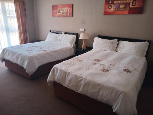 Moses Kotane Cama Y Desayuno | Pilanesberg View Guest house