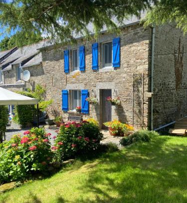 Plouguenast Casa | Pinabre Farmhouse