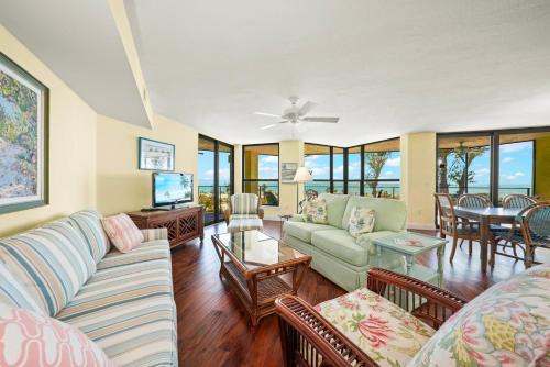 Sanibel Casa | Pine Cove #201
