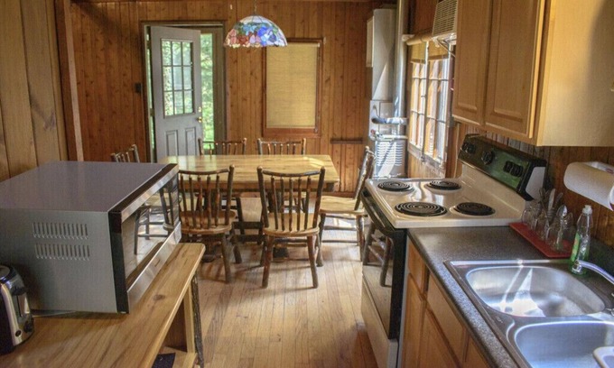 Bainbridge Cabina | Pine Lake Trout Club Cabin #4!!!