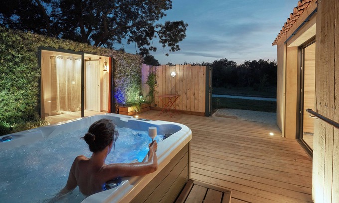 La Garde Chalet De Esquí | Pine Lodge and Spa