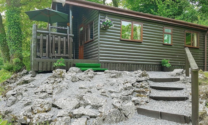 Porthyrhyd Chalet De Esquí | Alojamiento de 2 habitaciones en Pontyberem, Carmarthenshire