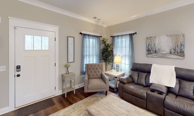 Cartersville Casa | Pine Mtn Getaway | Pet-OK 3BR w/ Weekday Discounts