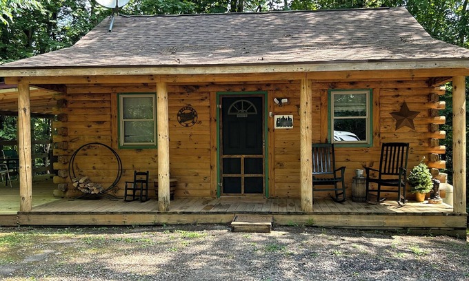 South Bloomingville Cabina | Pine View Cabin in Hocking Hills