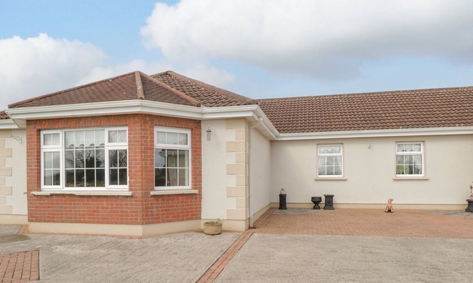 Clondra Cabaña | Vista de pino, BALLINAMUCK, CONDADO DE LONGFORD