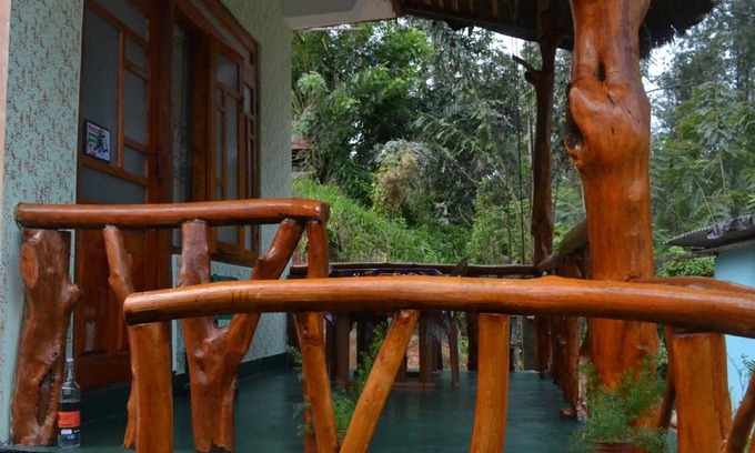 Ambagollapathana Casa | Pine Village Home Stay