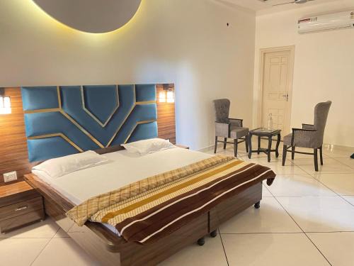 Amritsar Apartamento | Pine Wood Apartment