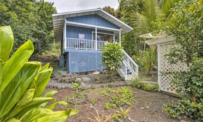 Honalo Casa | Pineapple Cottage surrounded by coffee plantations
