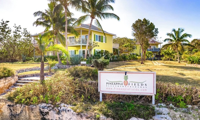 Governor's Harbour Condominio | Pineapple Fields Boutique Condo Hotel