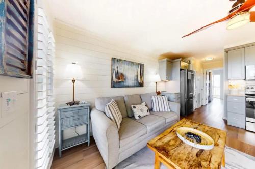 Isle of Palms Apartamento | Pineapple Palms at the Sea Cabins
