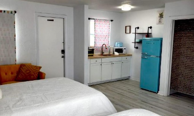 Bridgeport Heights Apartamento | Pineapple Shores Inn Unit 1