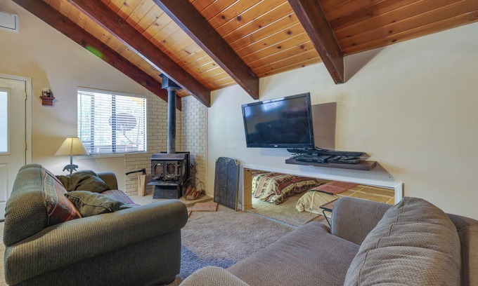 Cold Springs Cabina | Pinecrest Dodge Ridge Cabin: Shared Outdoor Space