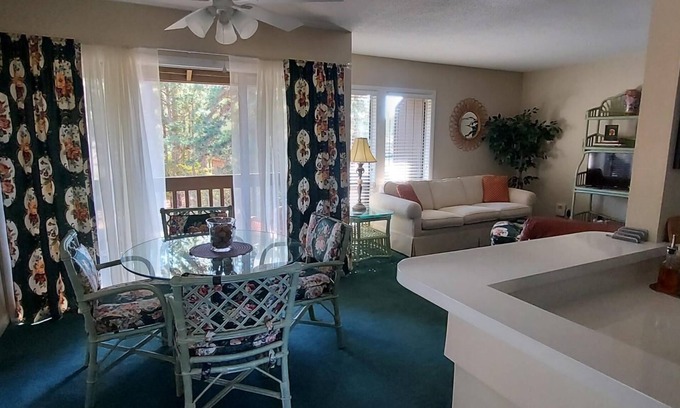 Pinehurst Condominio | Pinehurst Condo - Cozy & Quiet at the Golf Links