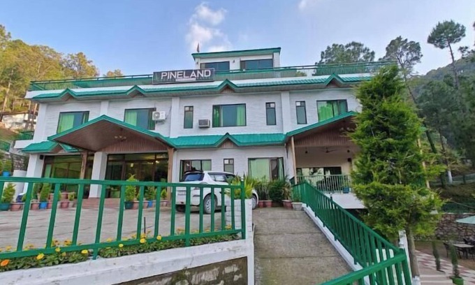 Dharampur Hotel | Pineland Chalets And Resort