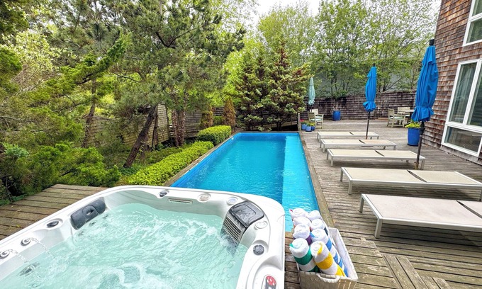 Fire Island Pines Casa | Pines Midcentury 3-bedroom house with AC, WiFi in fabulous Fire Island