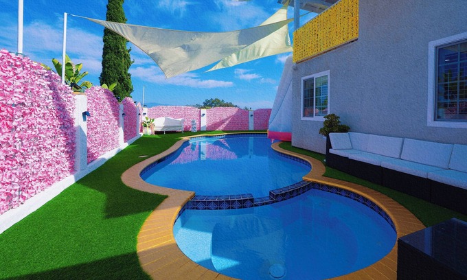 Paradise Hills Casa | Pink Luxe Spa Retreat San Diego