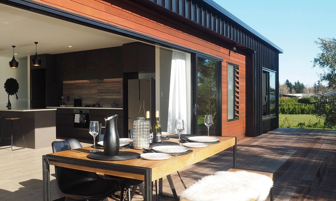 Martinborough Cabaña | Pinot Longbox - Martinborough Holiday Home