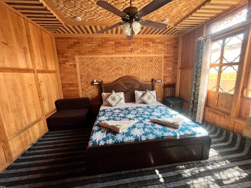 Dal Lake Apartamento | Piper Palace