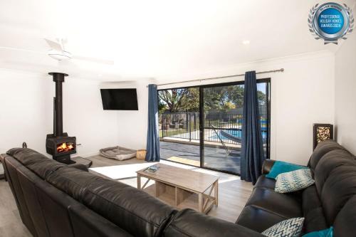 Culburra Beach Casa | Pipers Spot - Pet Friendly - Fireplace with Swimming Pool