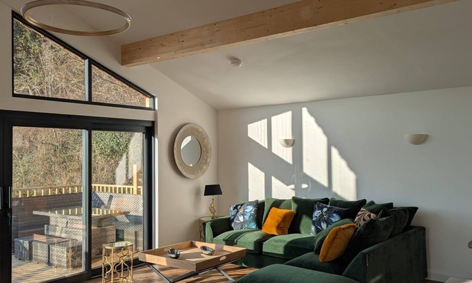 Combe Martin Casa | Pipistrelle Barn - sleeps 6 guests in 3 bedrooms
