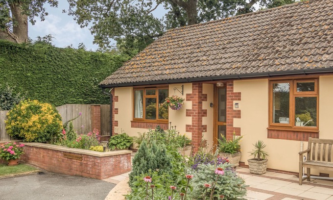 Plymtree Cabaña | Pipistrelle Lodge, PLYMTREE
