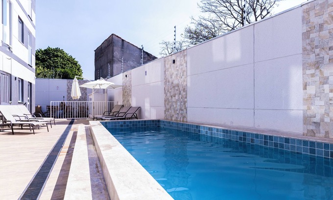 Sao Paulo Apartamento | Piscina academia metro Brazilian Corner